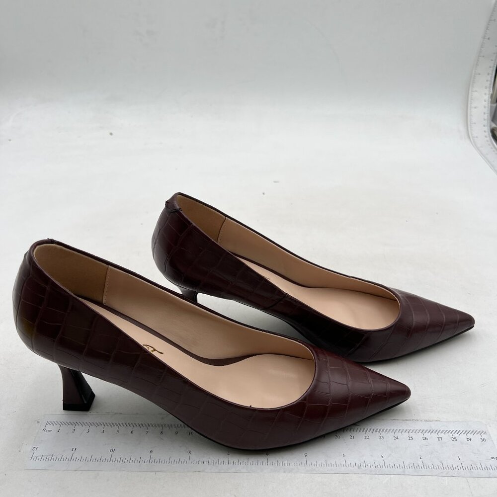 Fowt Simple Solid Croc-Embossed Pointed Toe Black… - image 4